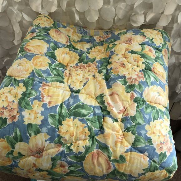 Croscill Bedding Croscill Vintage 9s Yellow Floral Cottagecore Twin